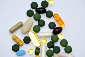 Read more about the article Can Supplements Really Slow Aging? A Look at the Latest Research